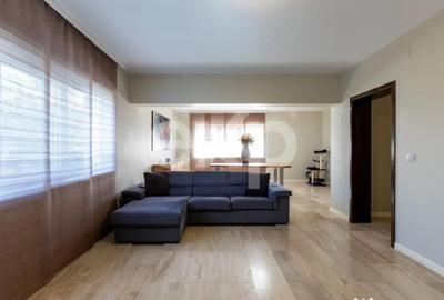 Casă cu 5 camere cu Teren 254 Mp în 9 Mai - 16