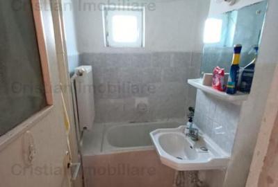 Apartament cu 2 camere semidecomandat în Obor