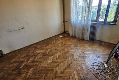 Apartament cu 2 camere decomandat în Central - 1