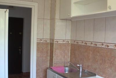 2 camere  central, Unirii, Cantemir,570 euro,semidecomandat 4/10 - 7