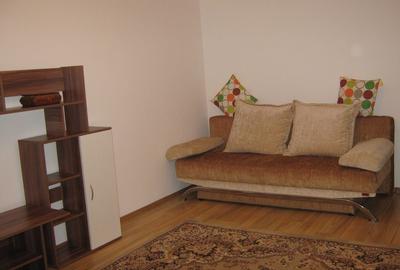 Giulesti, Basarab, str. Nicolae Oncescu, bloc din 1984 Giulesti, Basarab, str. Nicolae Oncescu, bloc din 1984 - 2