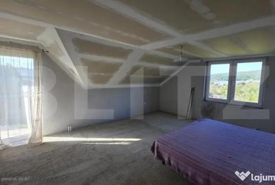 Casă cu 4 camere cu Teren 1000 Mp în Central - 14
