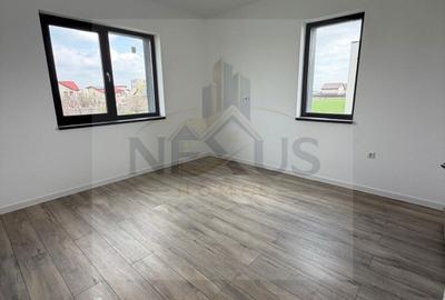 Casă cu 4 camere în Crețești - 13