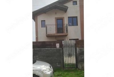 Casă cu 3 camere cu Teren 200 Mp în Berceni - 4