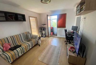 Apartament cu 2 camere semidecomandat în Podu Roș - 6