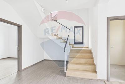 Casă cu 5 camere cu Teren 559 Mp în Samurcași - 11