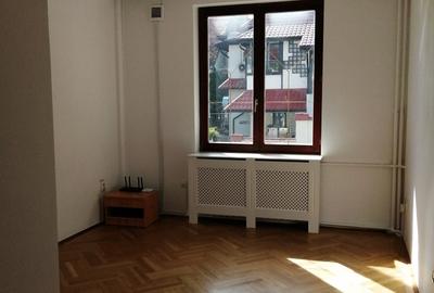 Casă individuală cu 9 camere cu Canalizare în Floreasca - 20