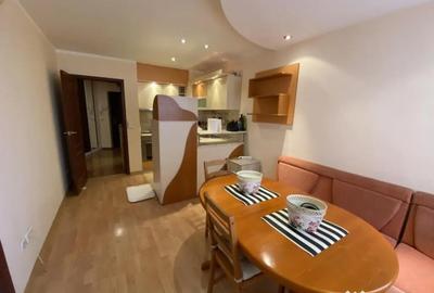Apartament cu 2 camere semidecomandat în Giurgiului