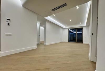 Apartament cu 3 camere decomandat în Exterior Vest - 3