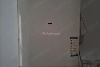 Spatiu comercial si teren stra.Bucuresti langa C.E.C - 1