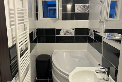 Apartament cu 3 camere decomandat în Central - 3