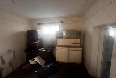 Oportunitate unica  Casa + 2.300 /? teren, deschidere DN1 - 13