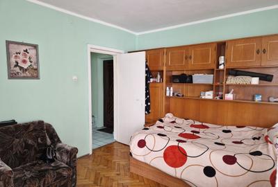 Garsonieră decomandată în Central - 1