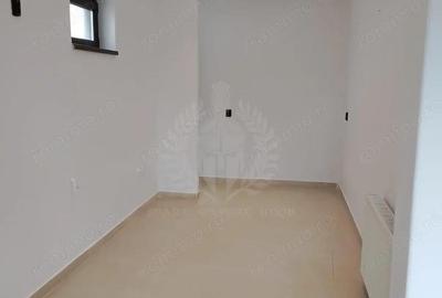 Casă cu Teren 350 Mp în Central - 12