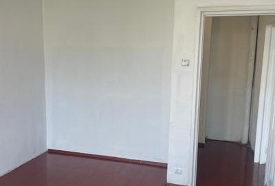 Apartament cu 2 camere semidecomandat în Drumul Taberei - 3