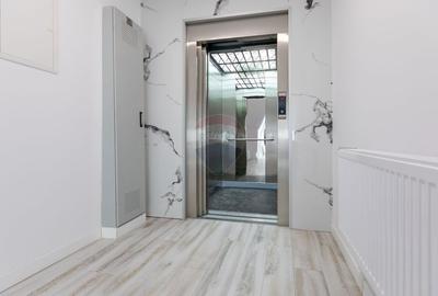 Proprietate specială, de 1,200 mp, în Exterior Est - 13