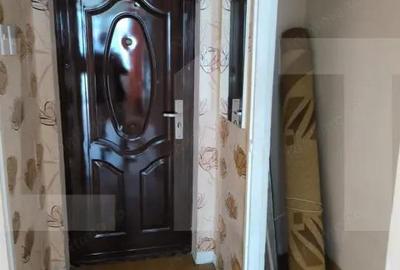 Garsoniera de vanzare, necesita renovare, 27,25 mp, zona Pia?a Progresul - 1