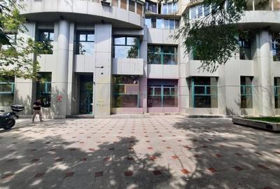 Vanzare spatiu comercial in zona bd Unirii stradal - 2