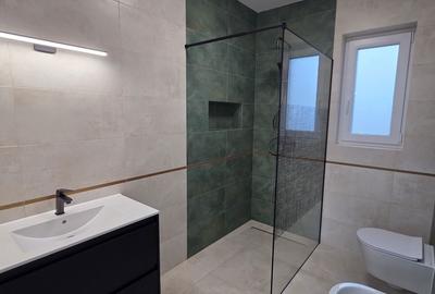 Casă cu 4 camere în Central - 1