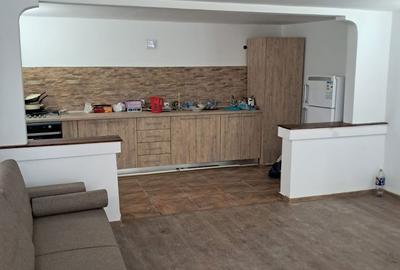 Casă cu 4 camere cu Teren 329 Mp în Bezdead - 4