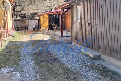 Casă cu 3 camere semidecomandat cu Teren 418 Mp în Florești - 8