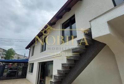 Spațiu comercial, de 400 mp, în Central - 4