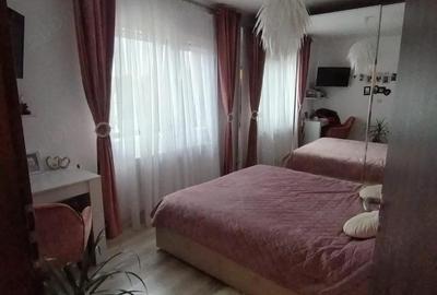 Casă cu Teren 458 Mp în Utvin - 2