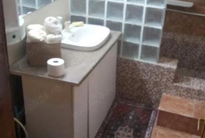 Apartament cu 3 camere decomandat în Galați - 2