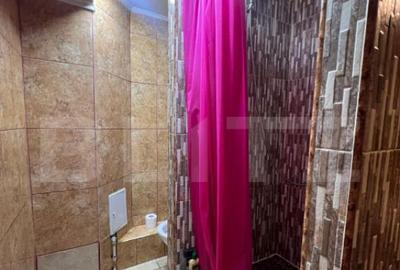 Apartament cu 3 camere decomandat, mobilat în Central