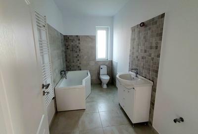 Casa dintre lacuri, Crevedia, cartier nou. - 8