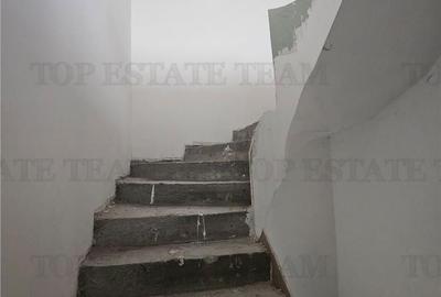 Casă cu 4 camere cu Canalizare în Dudu - 1