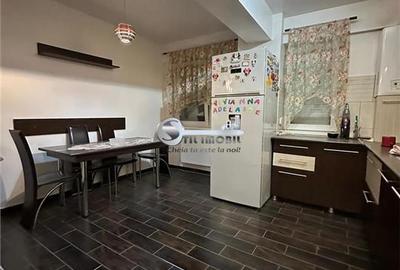 Apartament cu 3 camere decomandat în Tătărași - 2