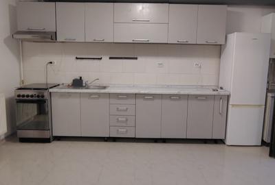 Zona Stadion - casa cu 3 camere și 2 bai - 2