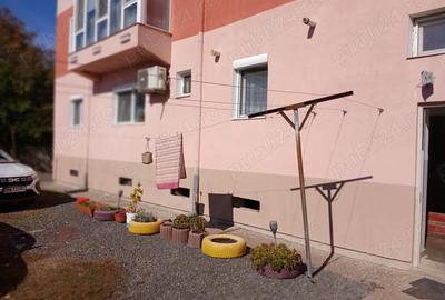 Apartament cu 3 camere decomandat în Central - 2