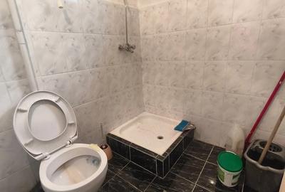 Spațiu comercial, de 110 mp, în Central - 7