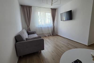 Apartament cu 2 camere decomandat în Exterior Vest