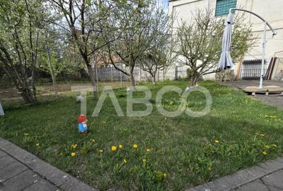 Casă cu 6 camere cu Canalizare în Sub Arini - 1