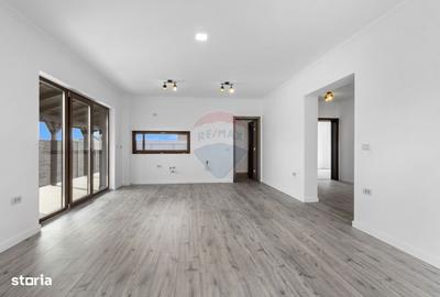 Casă cu 4 camere în Sânleani - 15