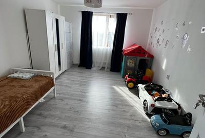 Casă cu 4 camere în Central - 2