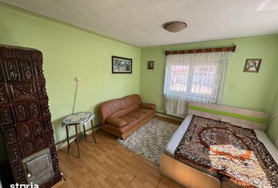 Casă cu 4 camere decomandat cu Teren 2155 Mp în Mihalț - 12