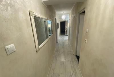 Apartament cu 3 camere decomandat în Central - 12