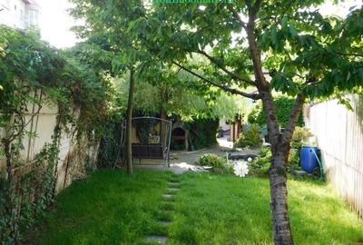 Spațiu comercial, de 200 mp, în Alfa - 11