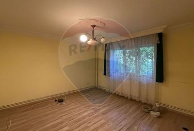 Apartament cu 3 camere decomandat în Piața Centrală - 3