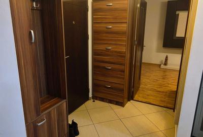 Apartament cu 2 camere decomandat în Km 4 - 5