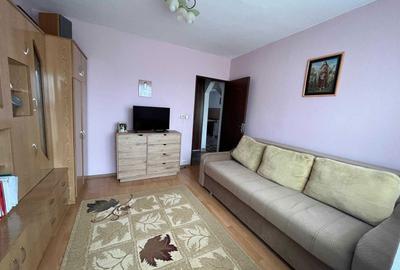 Apartament cu 3 camere decomandat în Central - 1