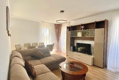 Apartament cu 2 camere decomandat în Tractorul - 1