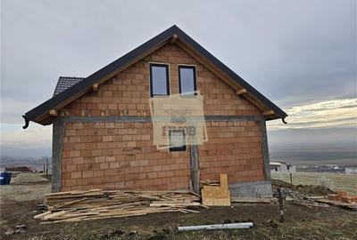 Casa cu 4 camere 2 bai 180 mpu in zona Sura Mare - 6