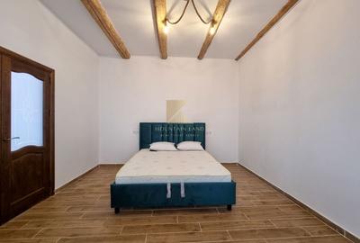 Casă individuală complet renovată, situată în centrul istoric al Brașo - 12