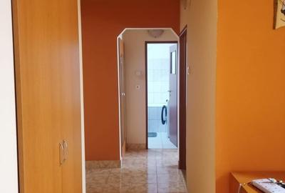 Apartament cu 3 camere decomandat în Decebal - 6