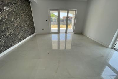 Duplex cu 5 camere cu Canalizare în Dumbrăvița - 7